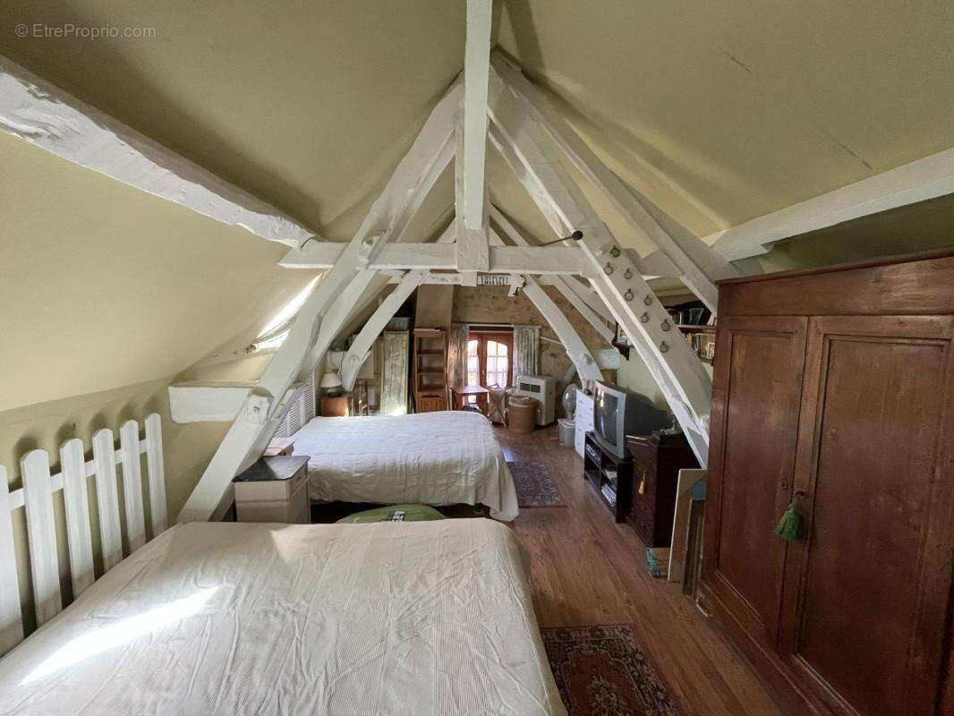 Maison à AVOISE