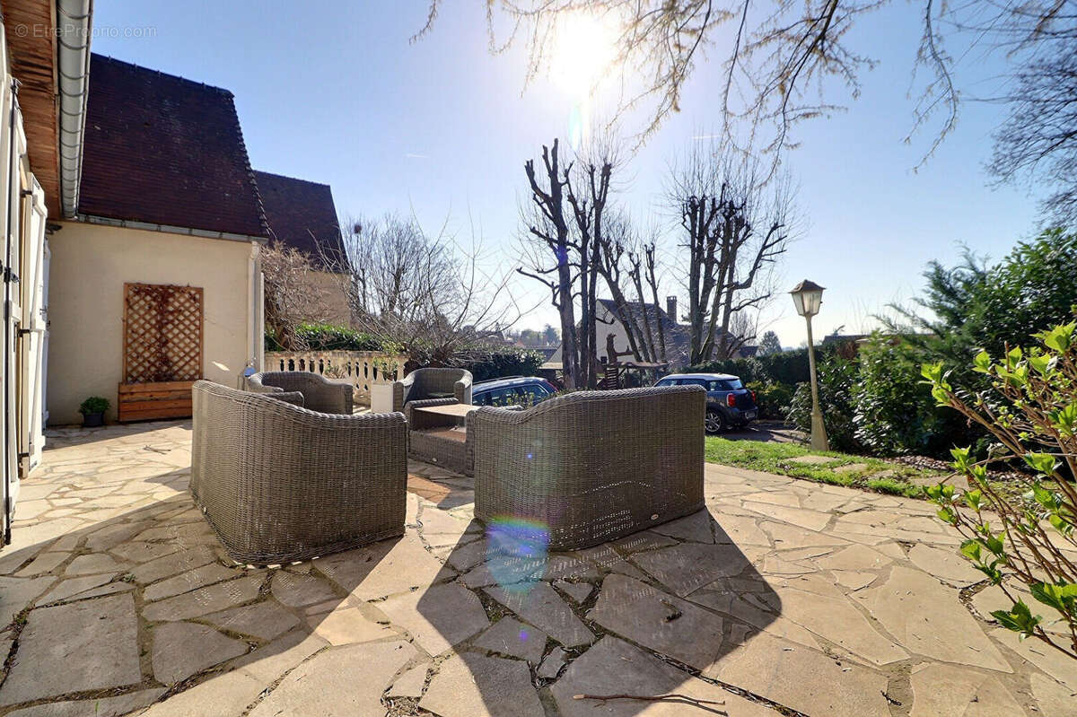 Maison à SAINT-LEU-LA-FORET