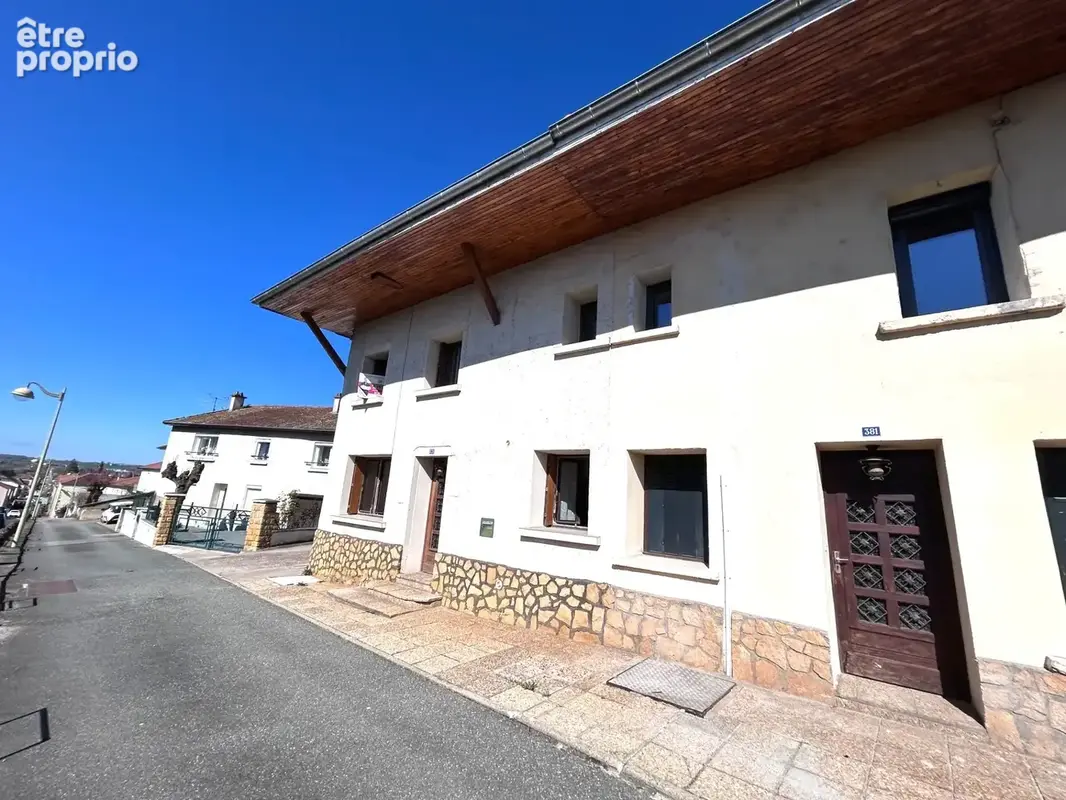 Maison 7 pièces 144 m² à vendre à Pouilly-Sous-Charlieu (42720) - photo 5