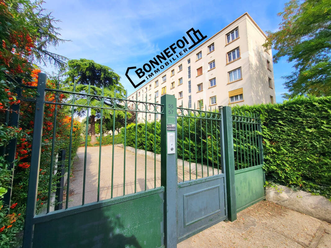 Appartement à CHAMPIGNY-SUR-MARNE