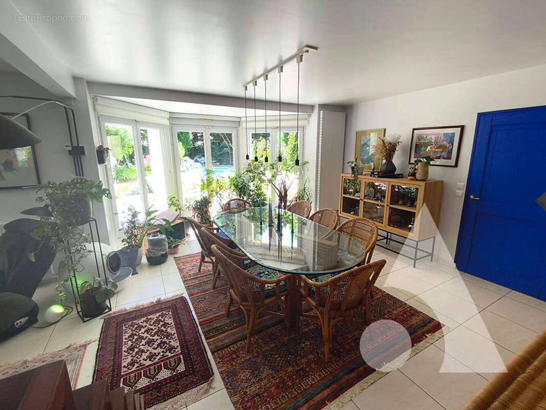 Propriete 6 chambres / jardin avec piscine et garage - photo 5