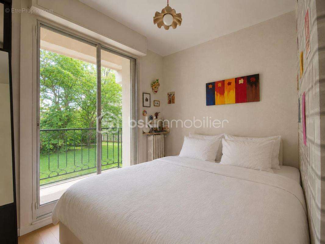 Appartement à VILLE-D'AVRAY