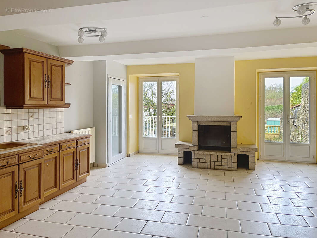 Maison à TORIGNI-SUR-VIRE