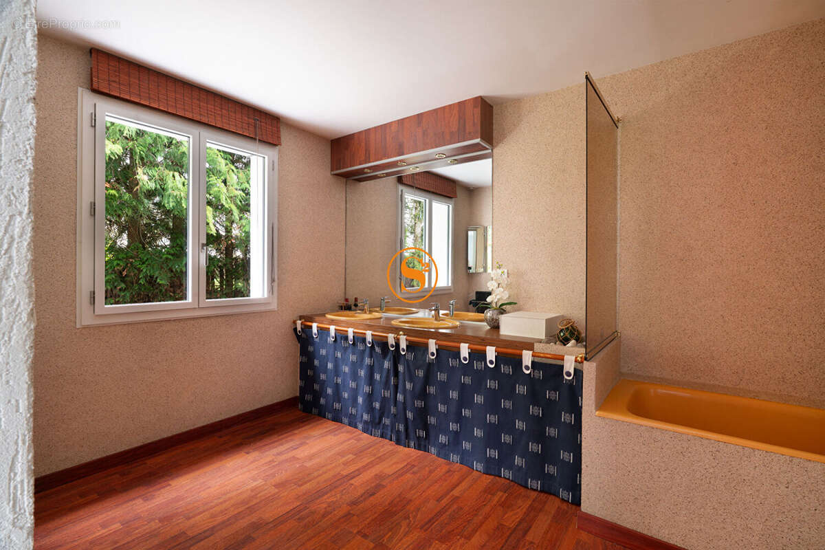 Maison à SAINT-WITZ