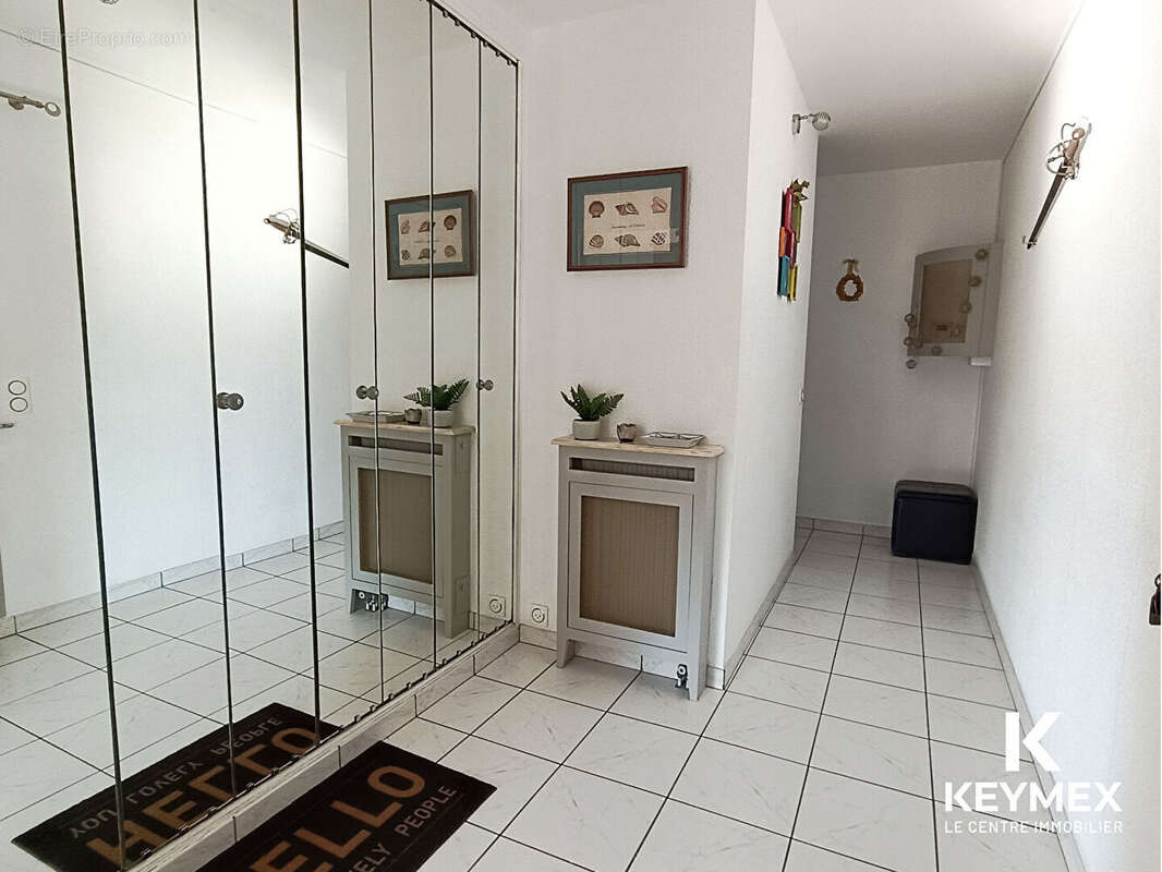 Appartement à LOUVRES