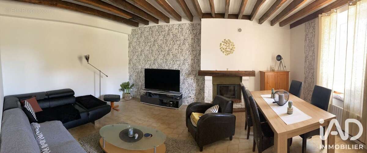 Maison 160 m² à Saint-Memmie  - photo 3