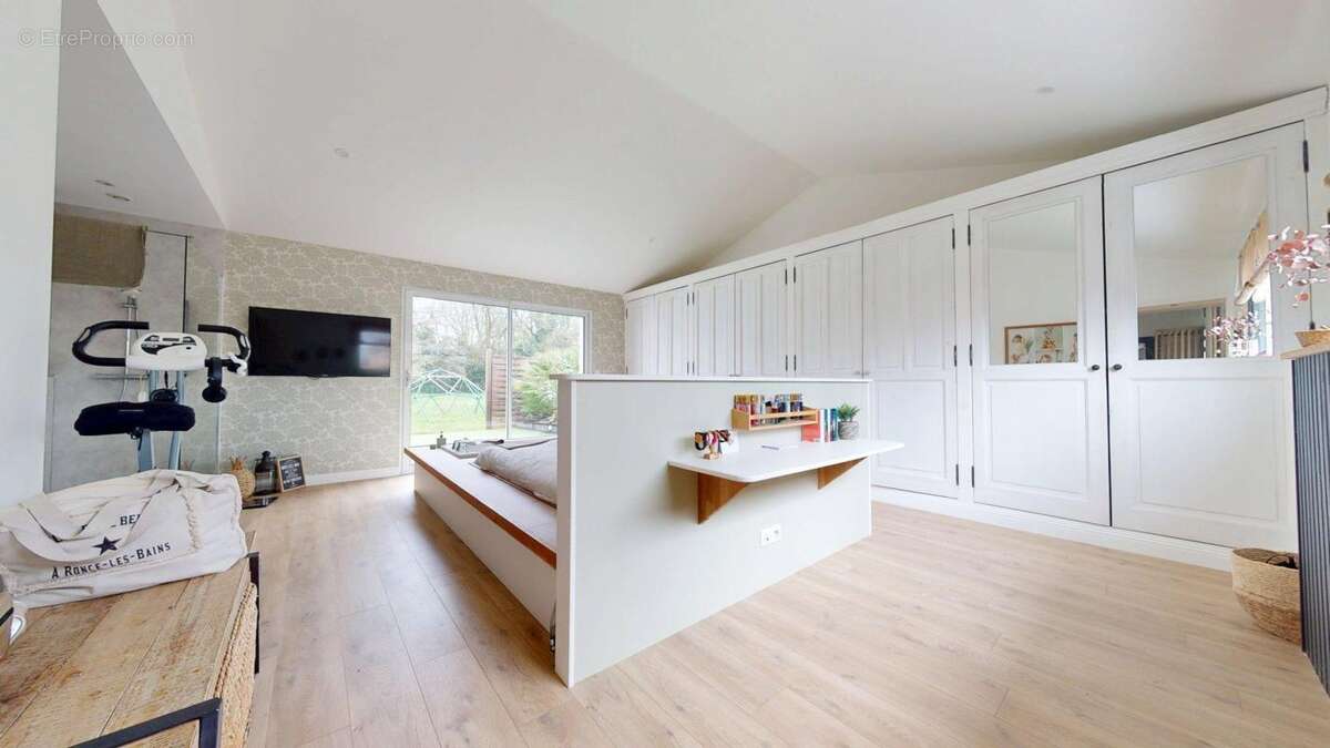 Maison à GROSBREUIL