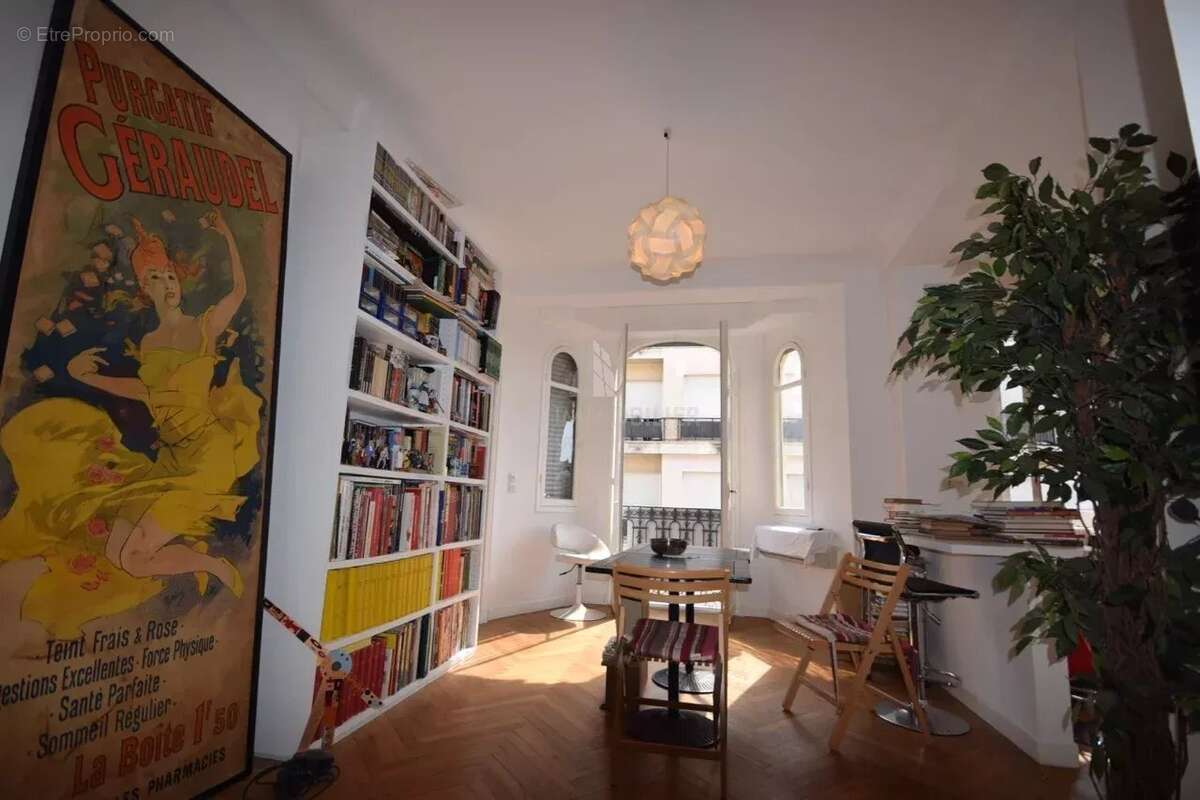 Studio vente palais ophelia - photo 2