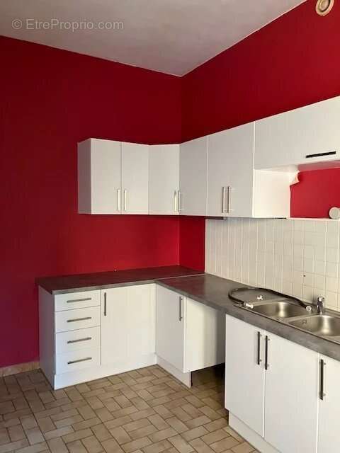 Appartement T3 de 93 m² Cheminée Parking - photo 4