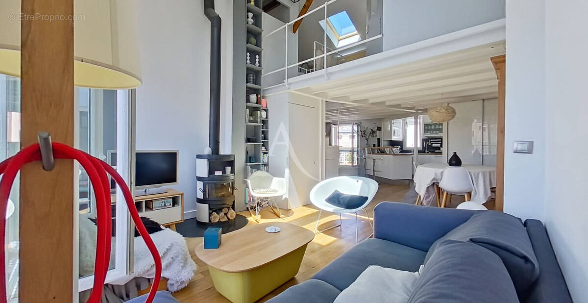 Appartement à PARIS-15E