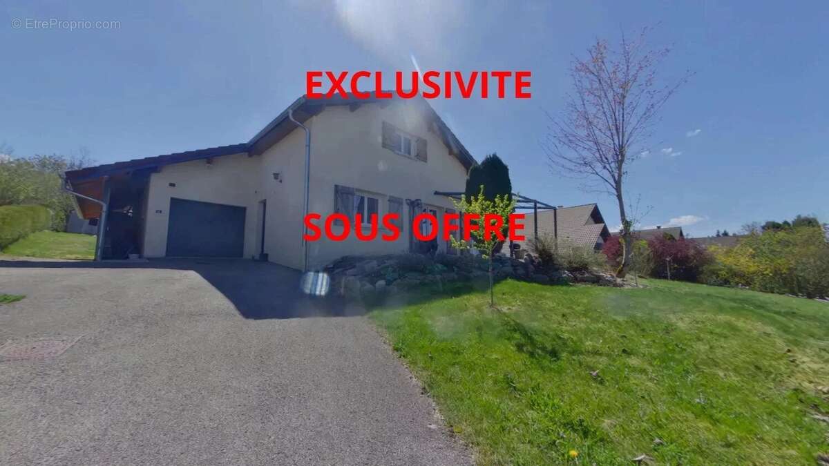 Maison à SAINT-LAURENT-EN-GRANDVAUX