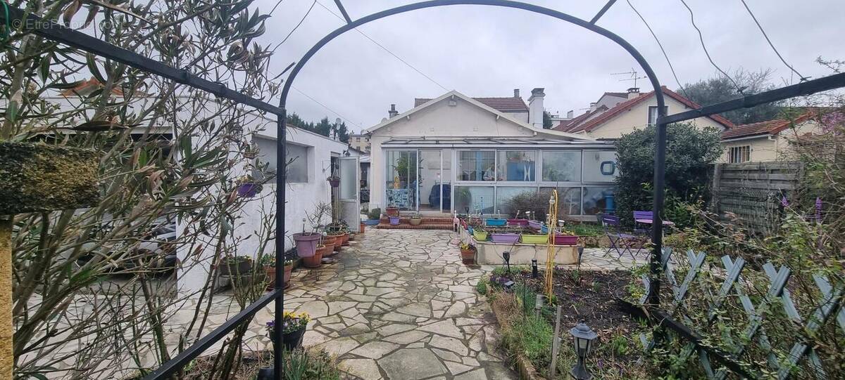 Maison à DRANCY