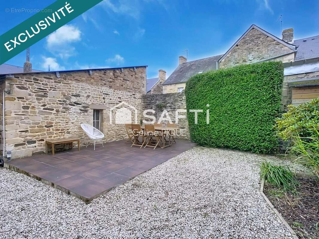 Photo 2 - Maison à SAINTE-HONORINE-DU-FAY