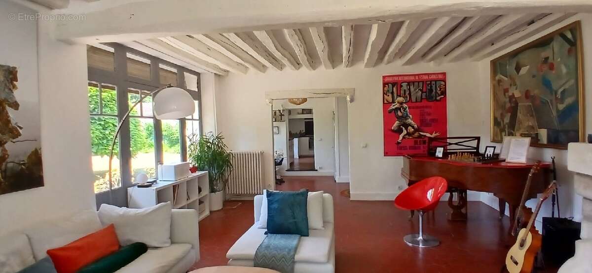 Maison à MILLY-LA-FORET