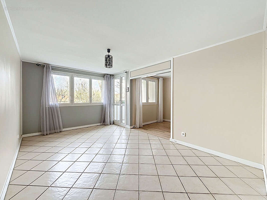 Appartement Saint Michel Sur Orge 4 pièce(s) 71 m2 - photo 2