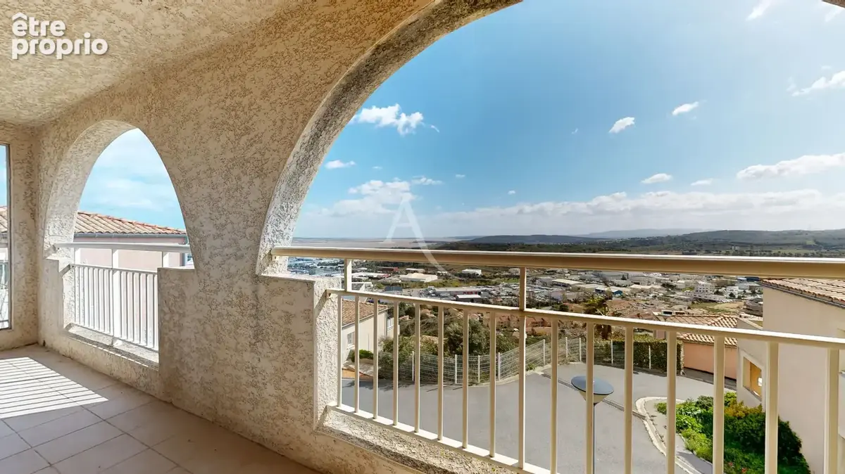 Maison-Appartement de 105m² avec vue incroyable - GARAGE + DOUBLE TERRASSE ! - photo 16