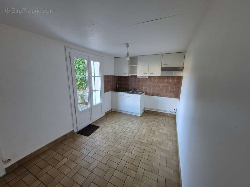 Maison à SAINT-SAVINIEN