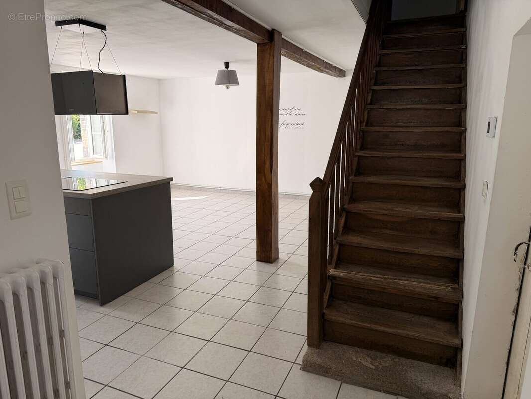 Maison 86 m² à Nedde  - photo 4