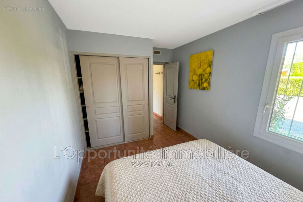 Appartement 33 m² à Mandelieu-La-Napoule  - photo 3