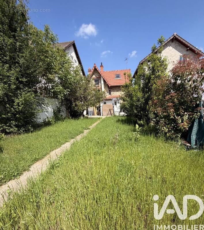 Photo 1 - Maison à VILLENEUVE-LE-ROI