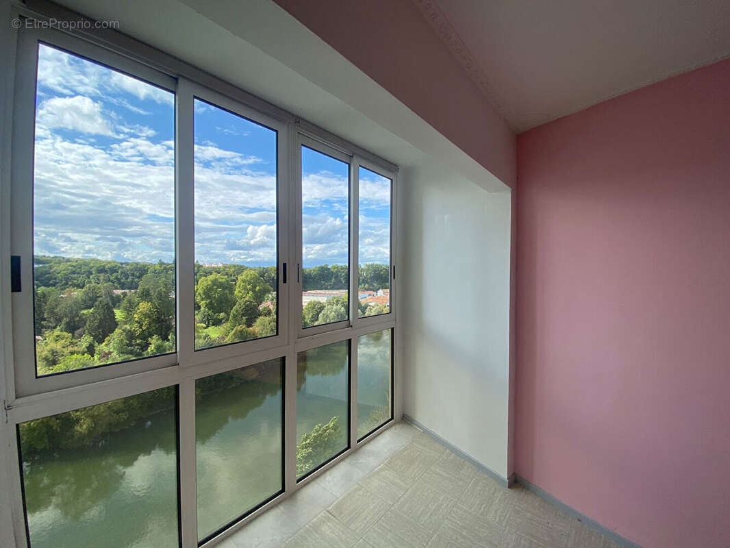 Appartement à AUDINCOURT