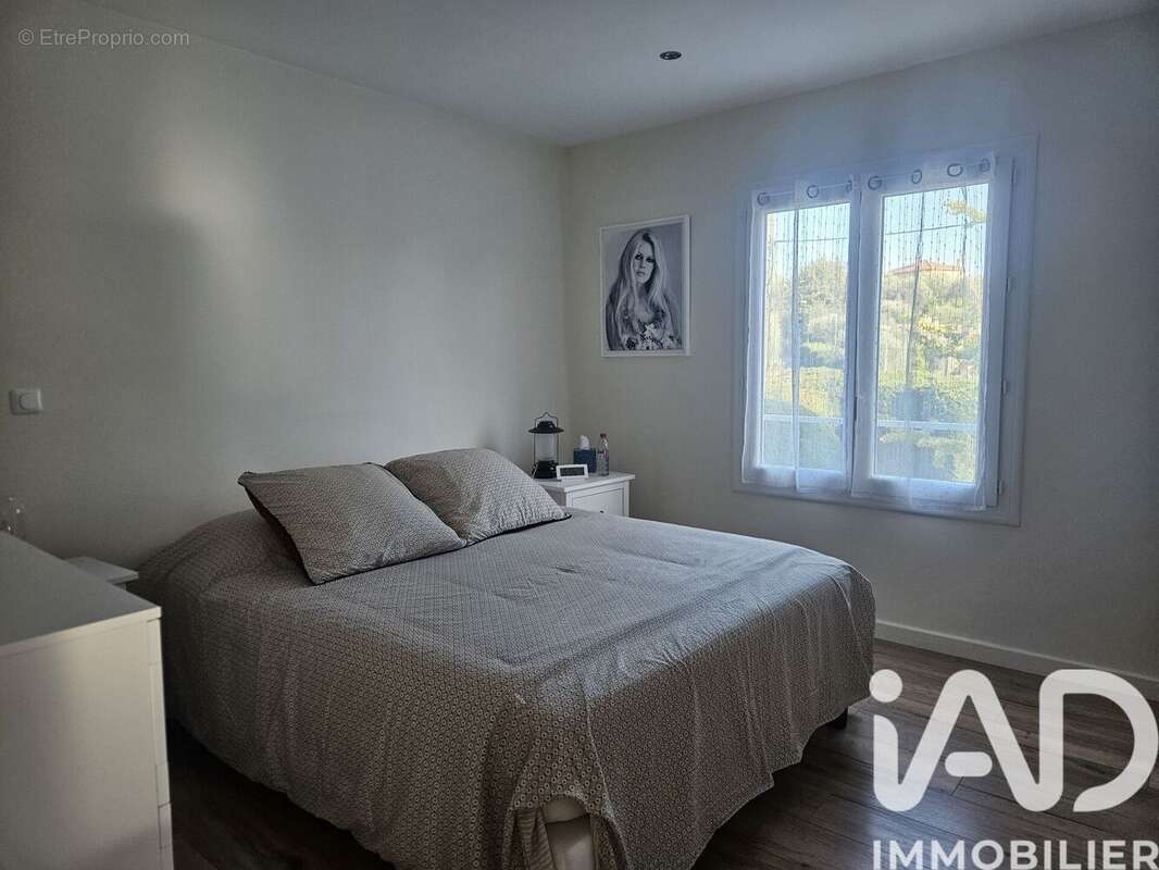 Maison 300 m² à Vence  - photo 5