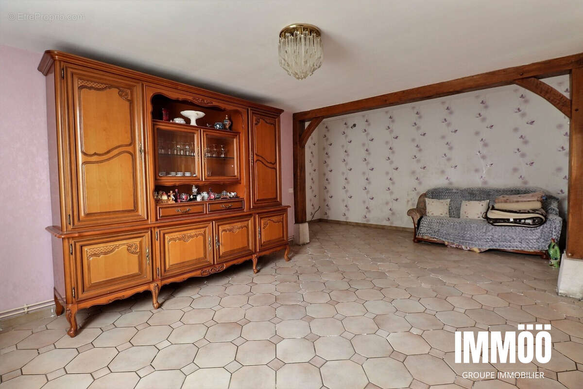 Maison 95 m² à Saint-Pierre-De-Varengeville  - photo 4