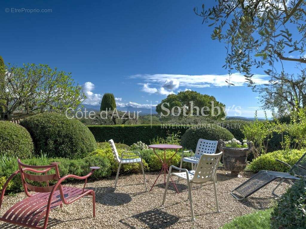 Maison à MOUANS-SARTOUX