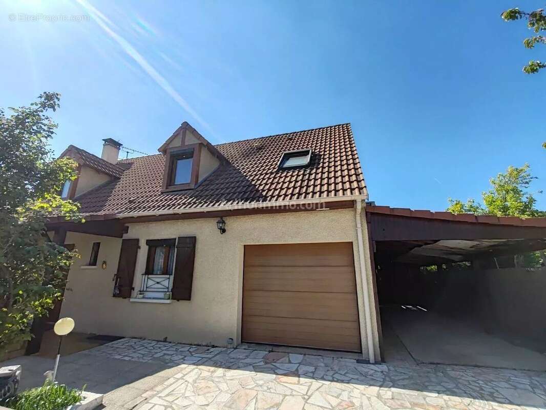 Maison à VILLENEUVE-SAINT-GEORGES