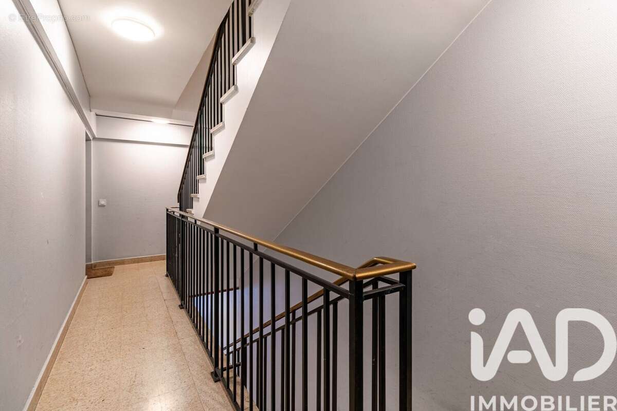 Photo 8 - Appartement à COLOMBES