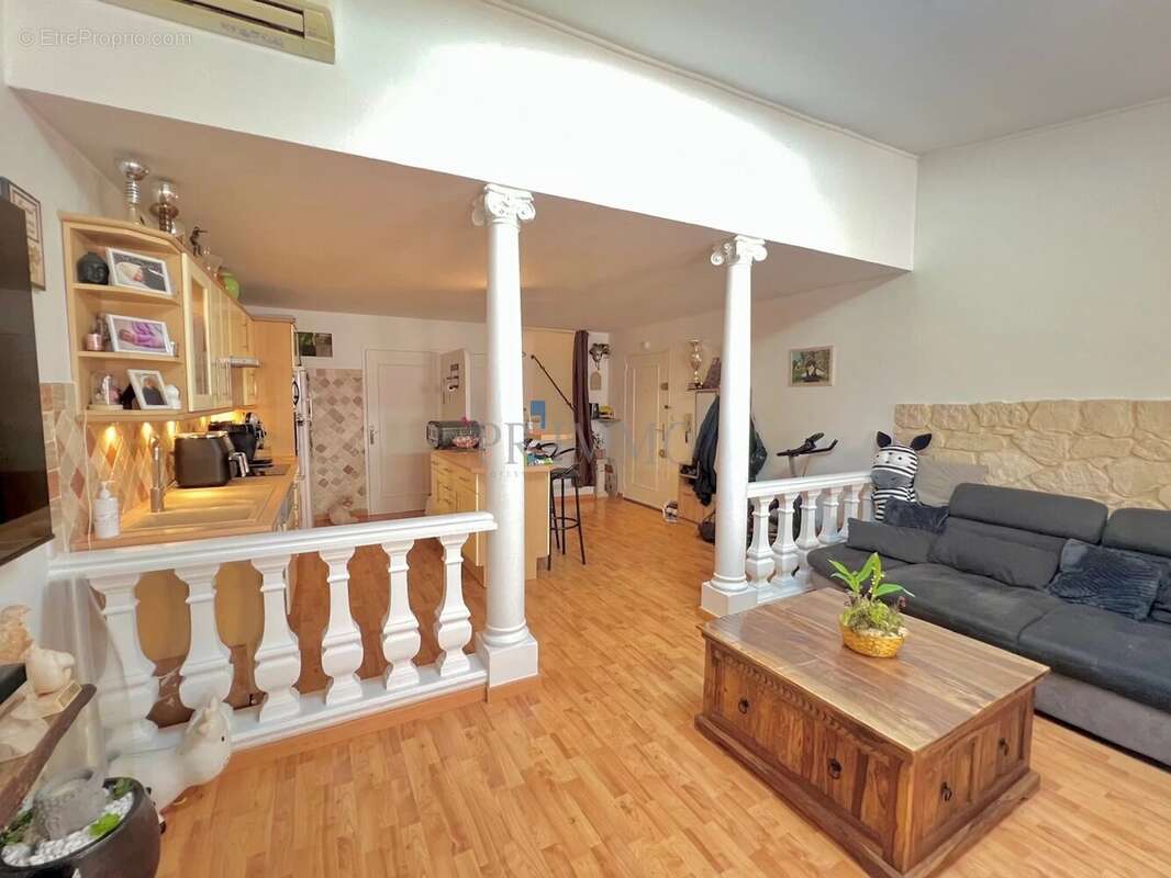 Appartement à FREJUS