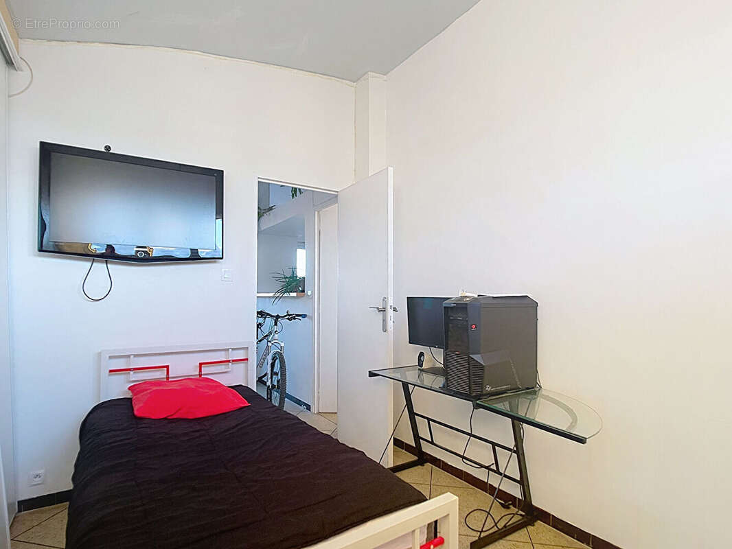 Appartement à MARSEILLE-9E