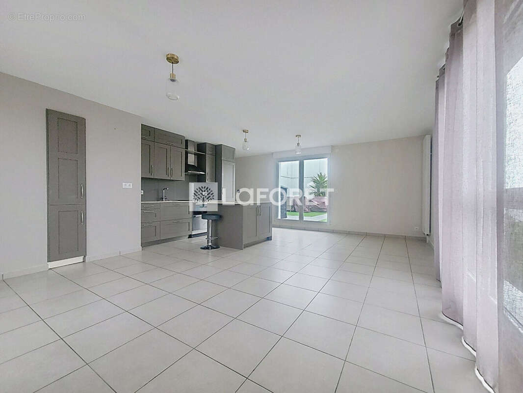 Appartement Saint Nazaire 4 pièce(s) 96.34 m2 - photo 3
