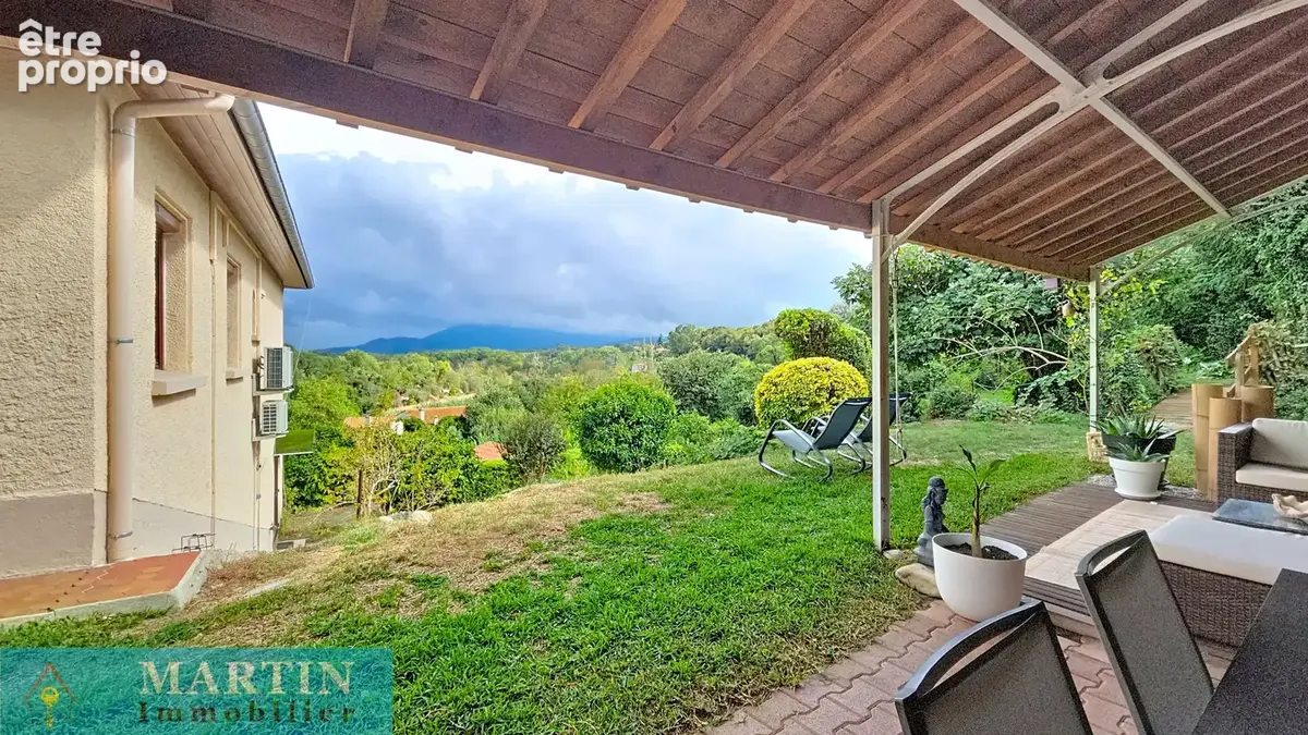 CÉRET   Villa traditionnelle avec vue, piscine et grand terrain - photo 37