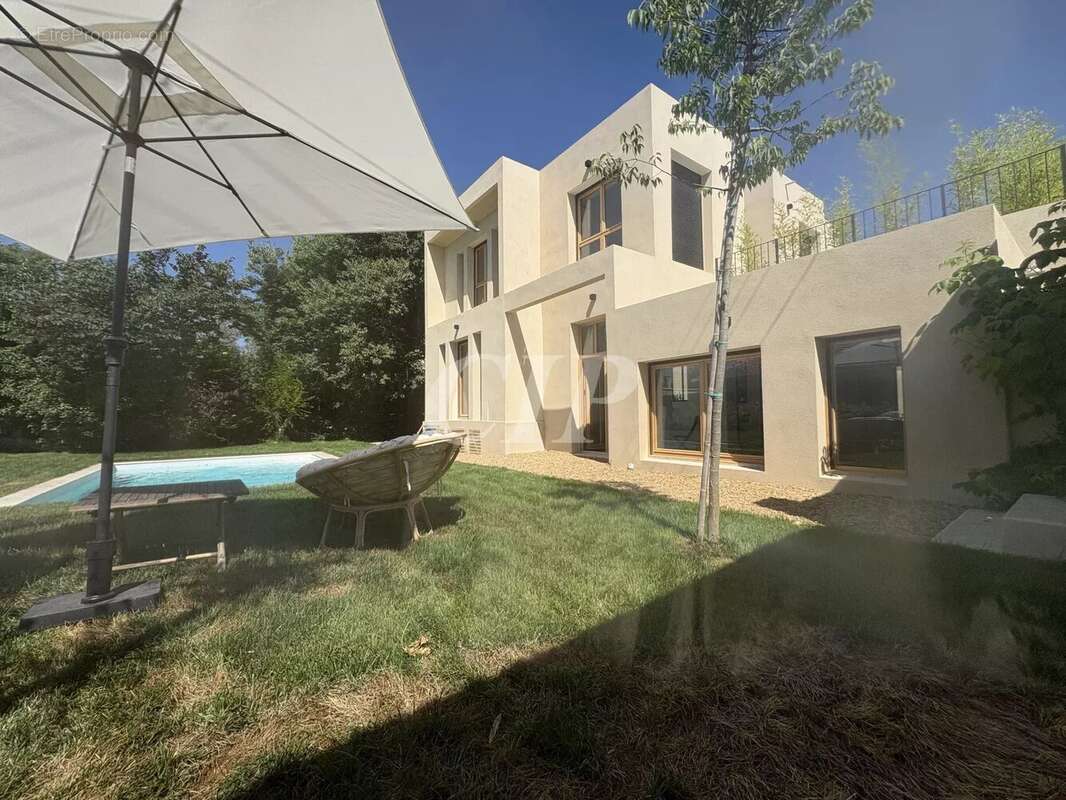 Maison à AIX-EN-PROVENCE