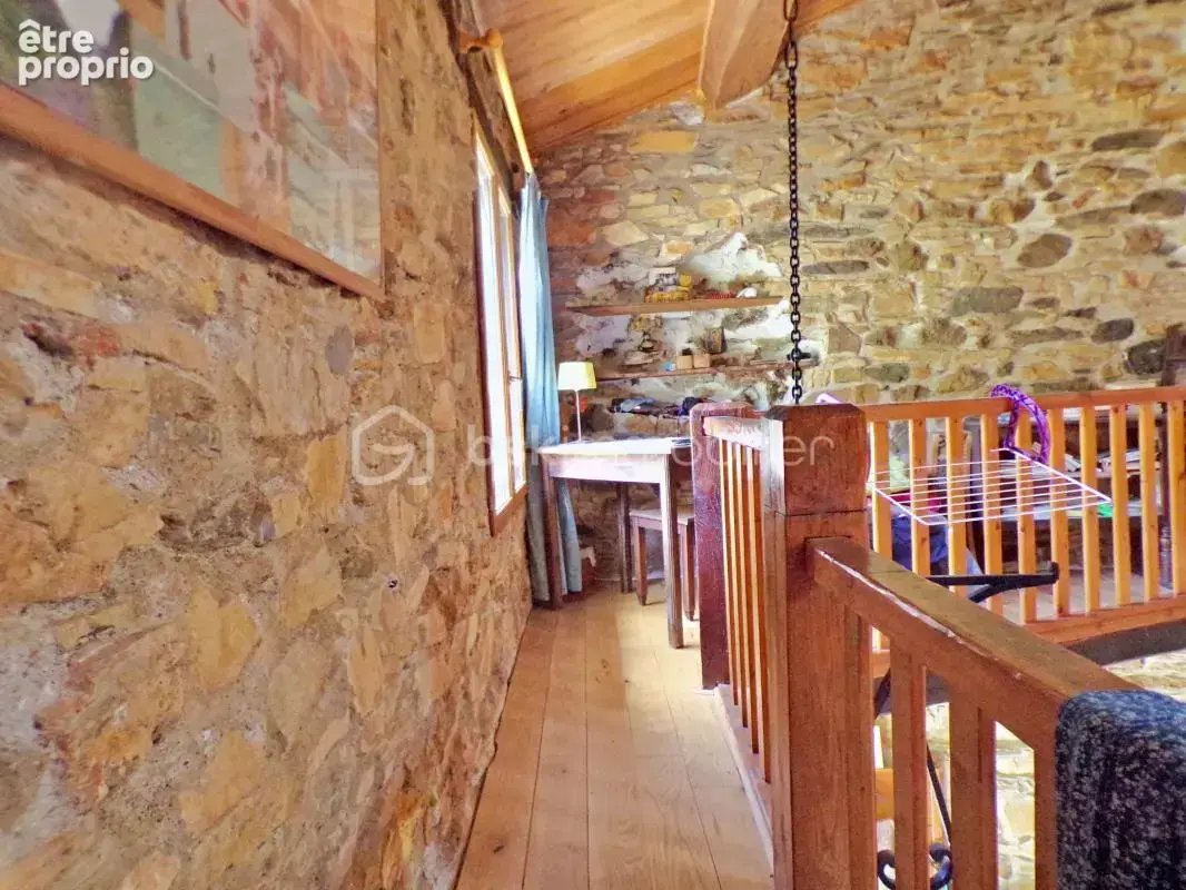  Maison de caractère de 138 m² dans un hameau au calme sur les hauteurs de Riols - photo 6