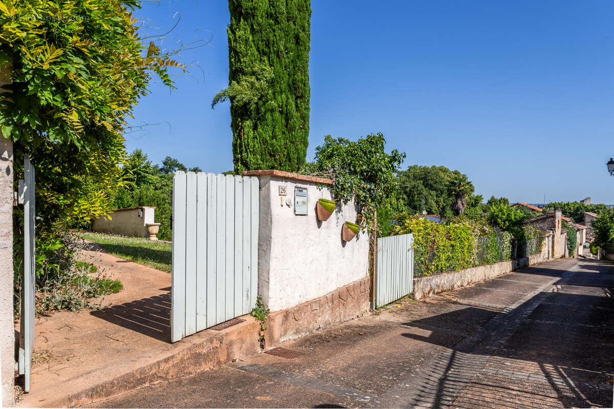 Maison à AUVILLAR