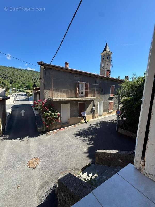  À VENDRE : Maison de village suspendue T4 atypique (~75 m²) – Le Brusquet - photo 7