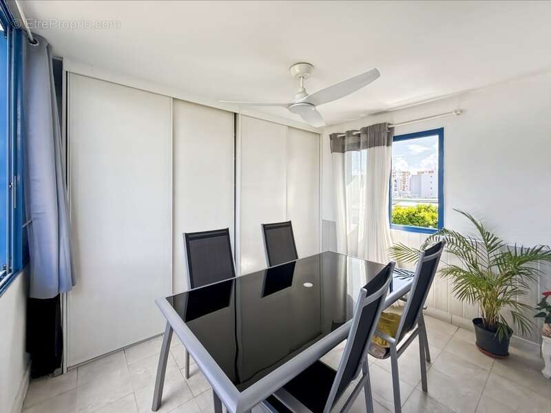 Appartement à SAINTE-MARIE