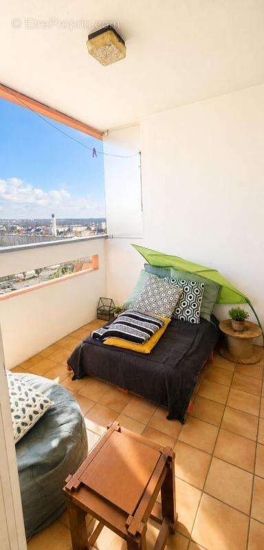 Appartement CHENOVE - T3 - photo 8