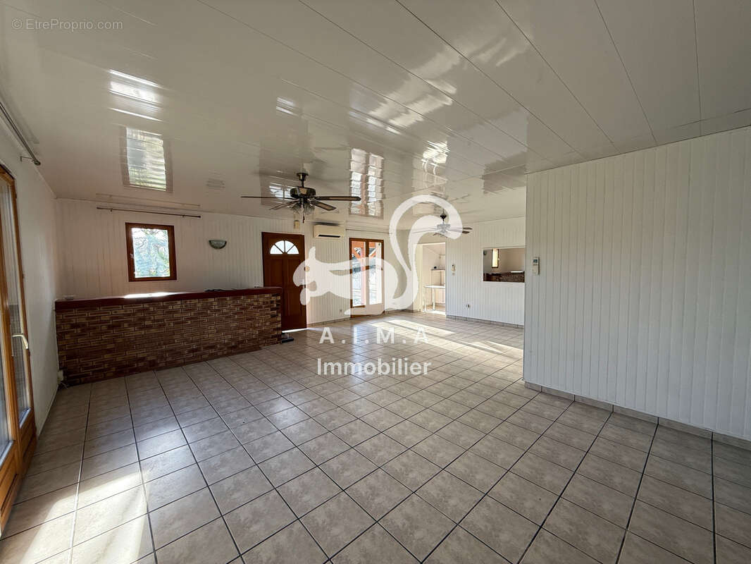 Maison à MIOS