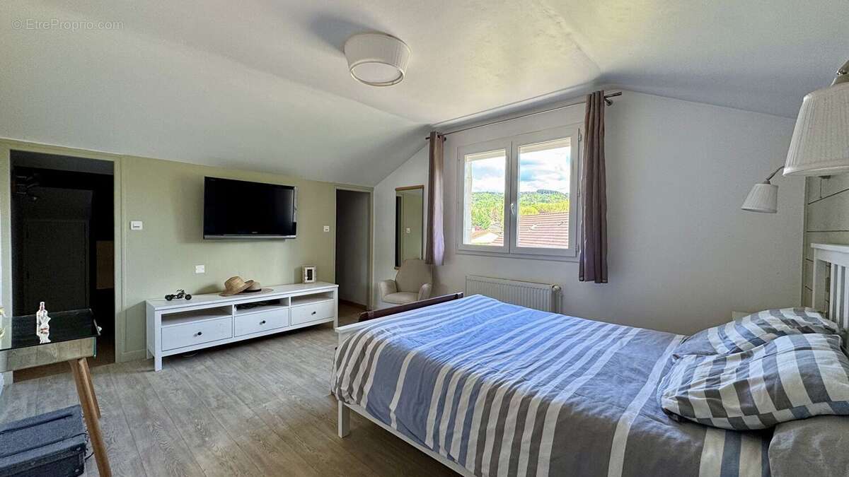 Maison à MARIOL