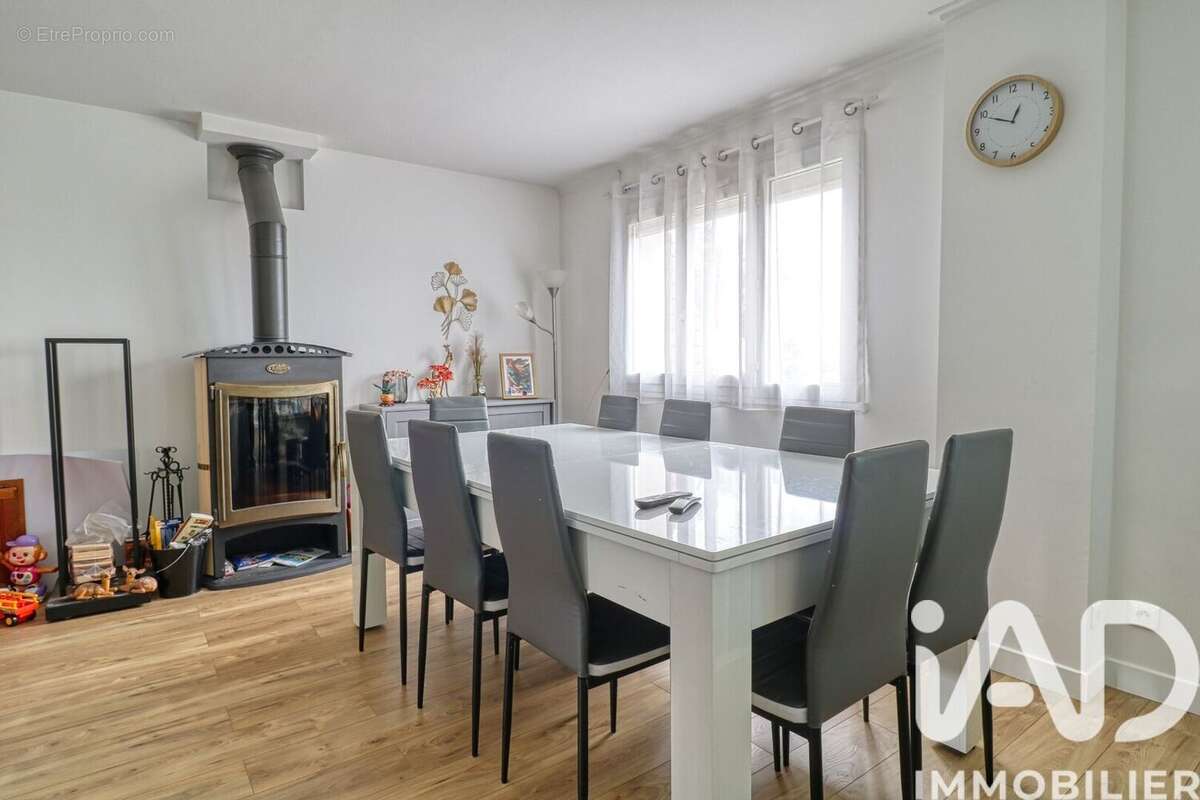 Photo 6 - Maison à PIERRELAYE