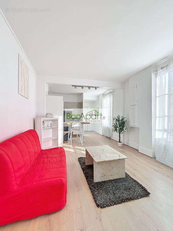 Appartement à CORBEIL-ESSONNES