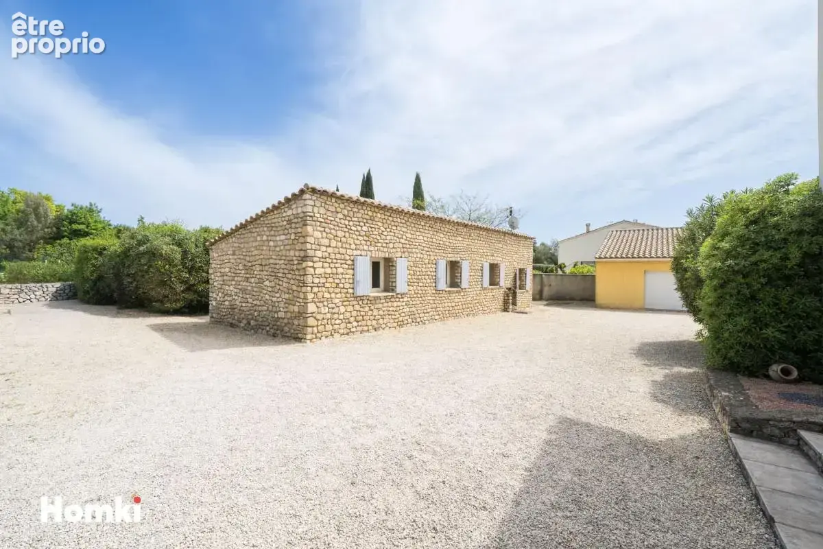 Magnifique Villa T7 de 190 m² avec mazet de 50m² à Bagard 30140 - photo 2