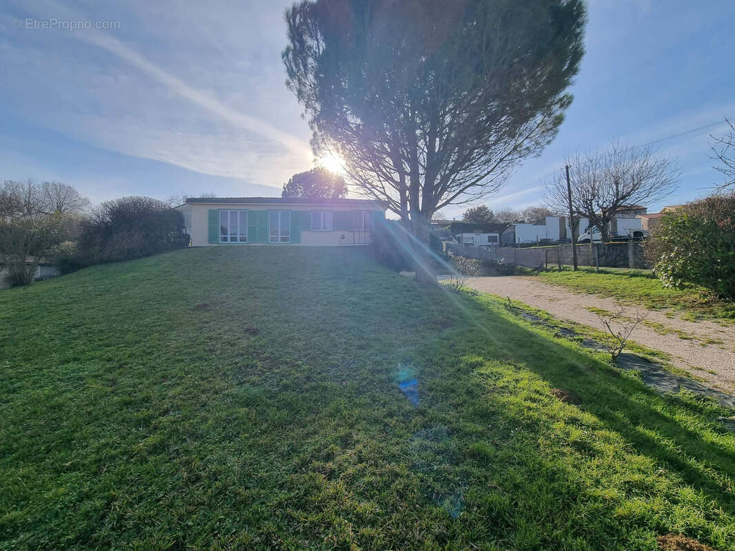 Maison à CASTANET-TOLOSAN