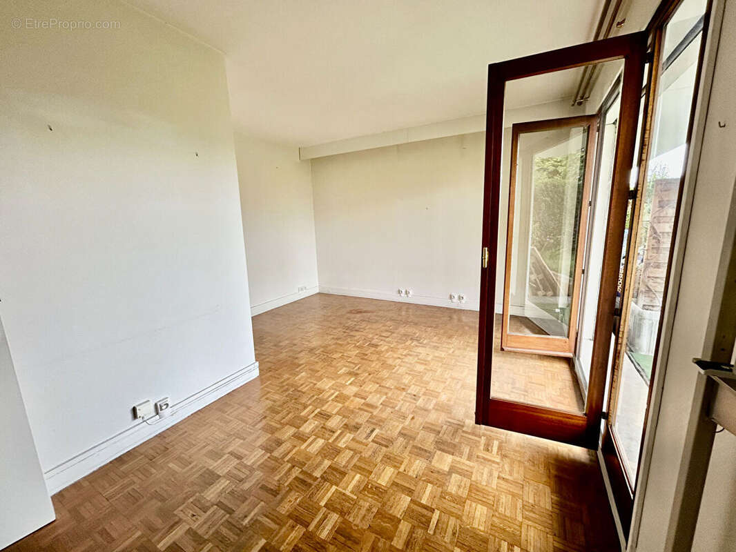 Appartement à NOGENT-SUR-MARNE