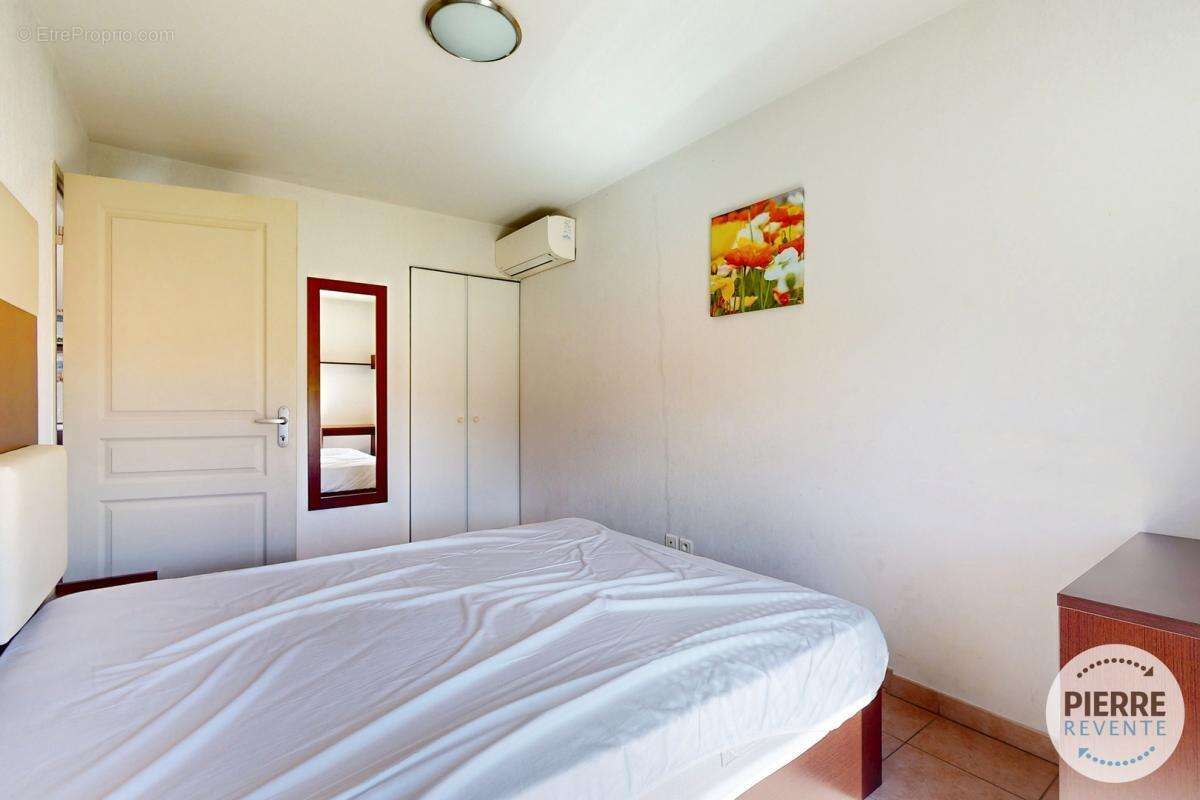 Appartement à SIX-FOURS-LES-PLAGES