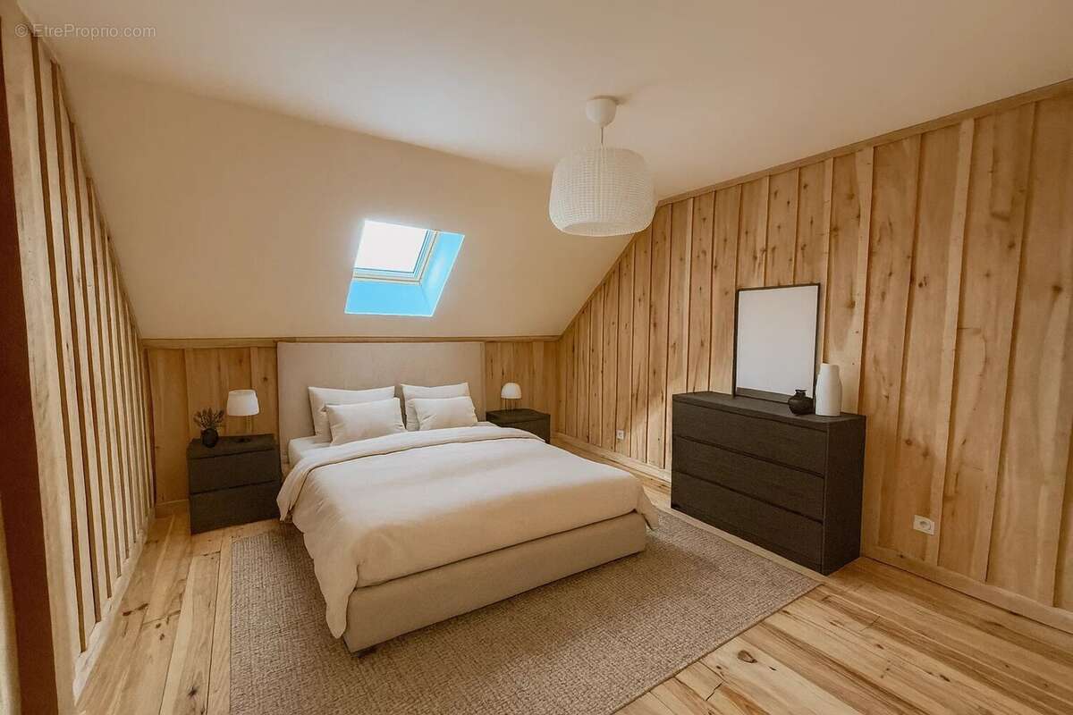 Appartement à COURTERANGES