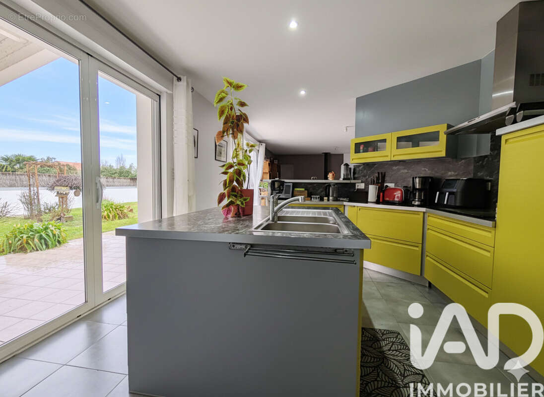 Photo 7 - Maison à LE PERRIER